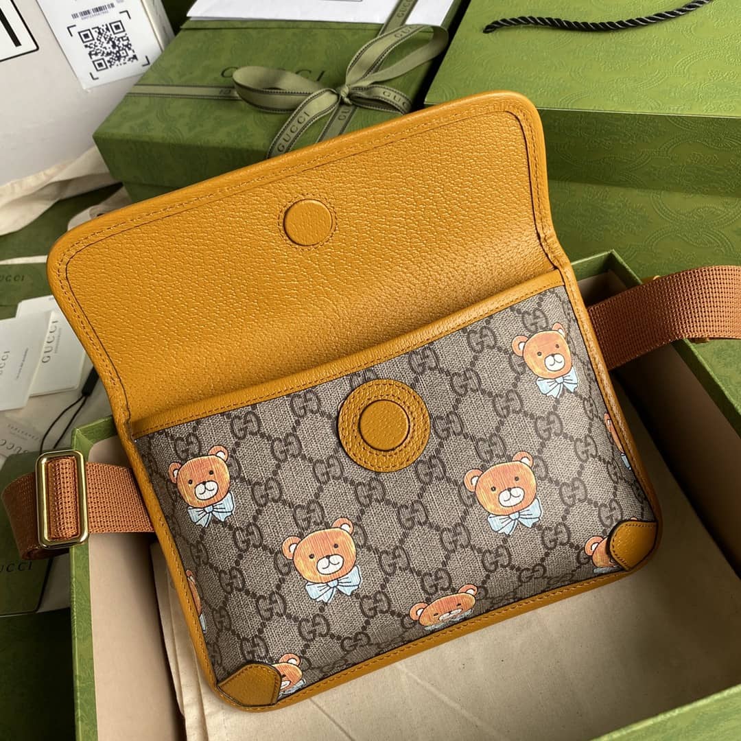 Gvc*1 Doraemon x Gvc*1 Small Belt Bag Replica 647817