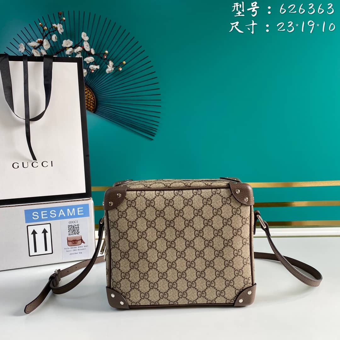 Gvc*1 Svp*me GG Leather Square Shoulder Bag Replica 626363