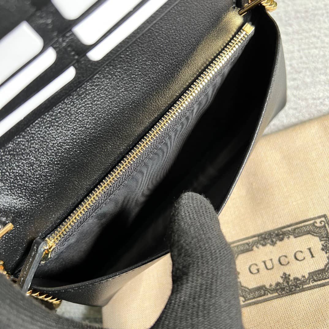 Gvc*1 GG Wallet With Chain White 676155 Replica