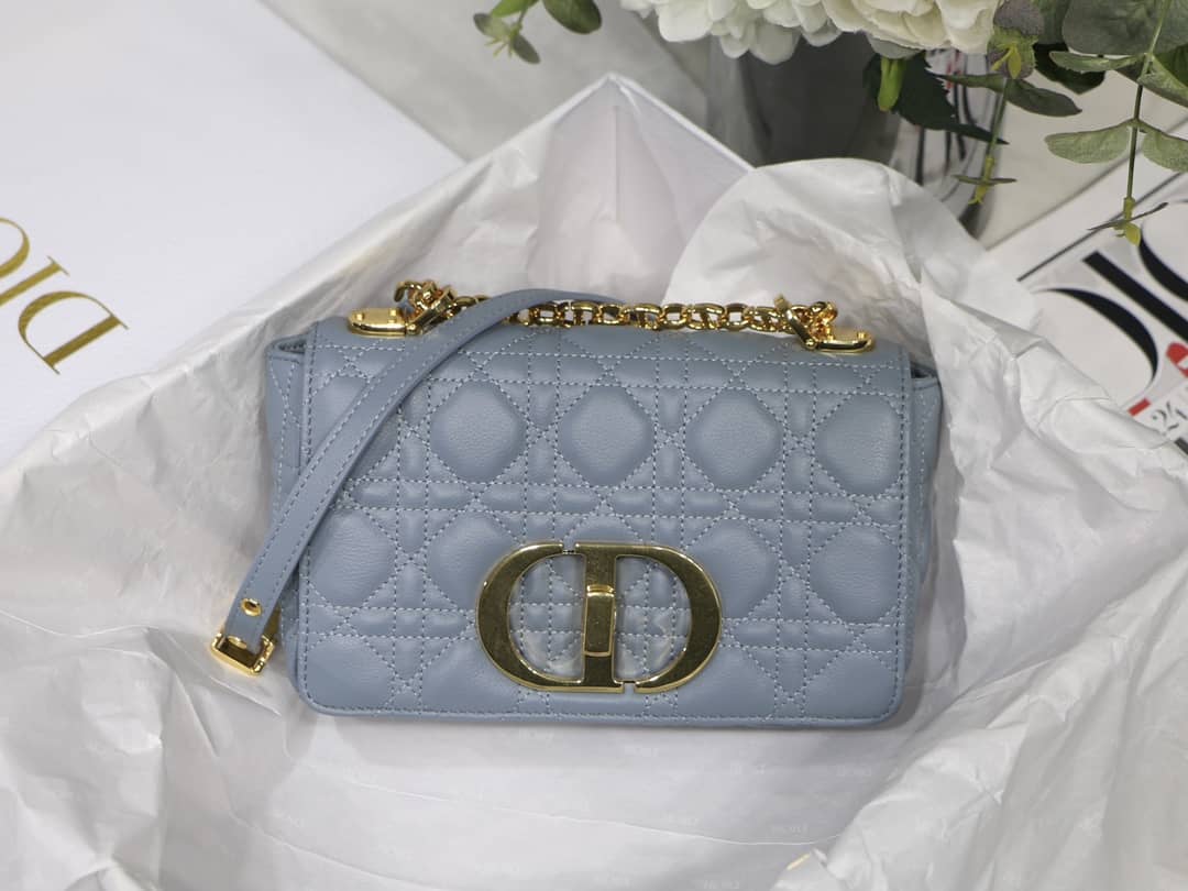 Chr1st1an D10r Caro Replica Bag