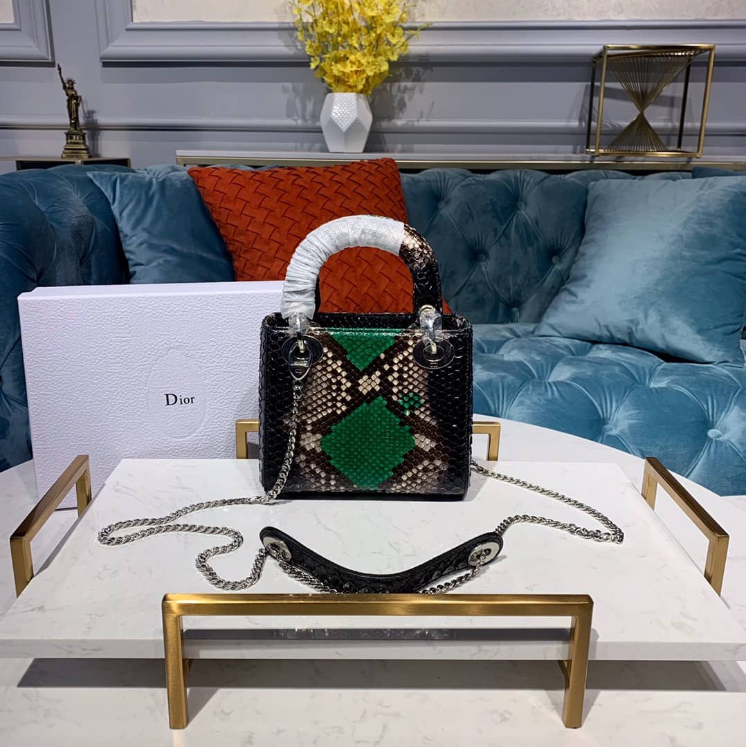 Chr1st1an D10r Lady D10r 17CM Replica Bag