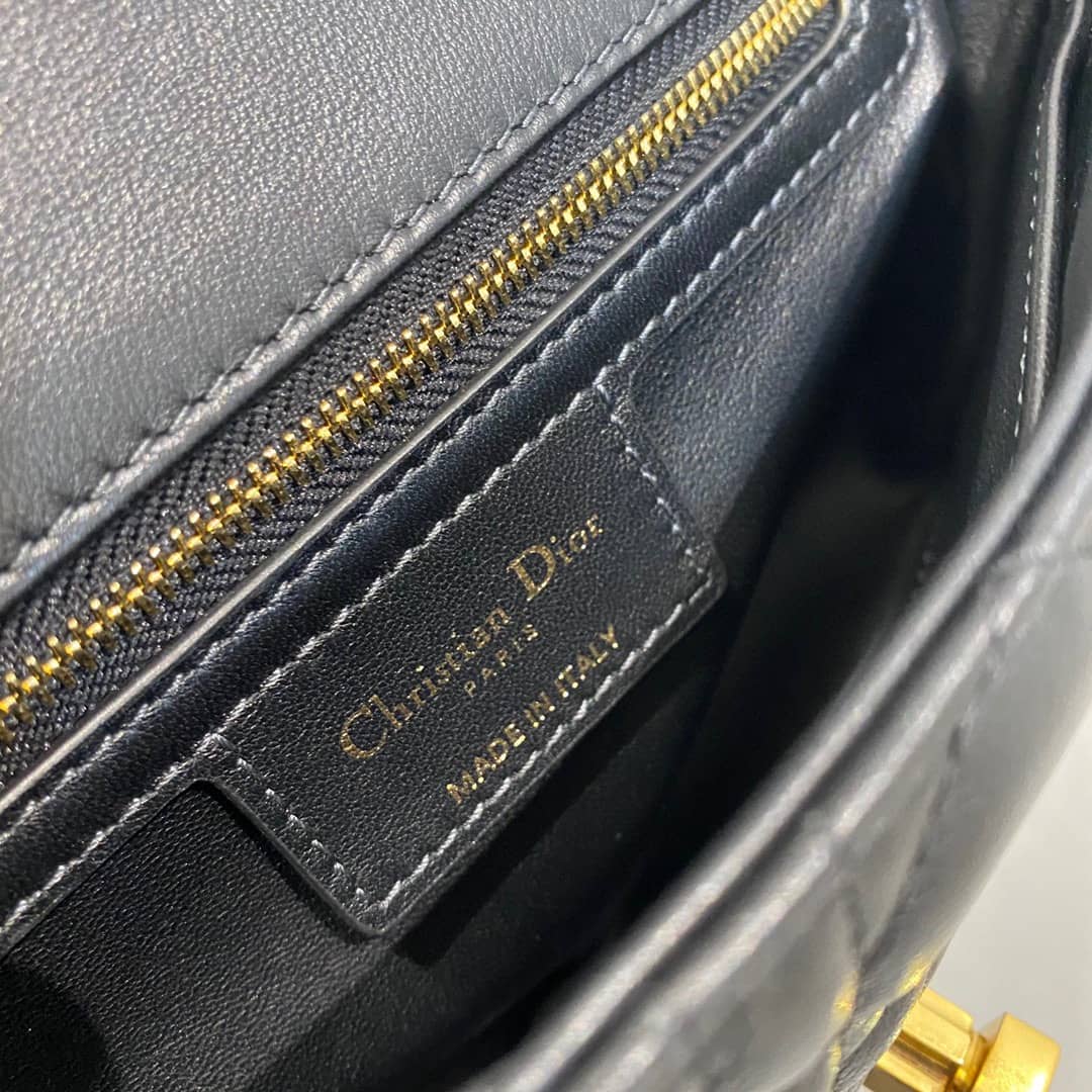 Chr1st1an D10r Caro 20CM Replica Bag