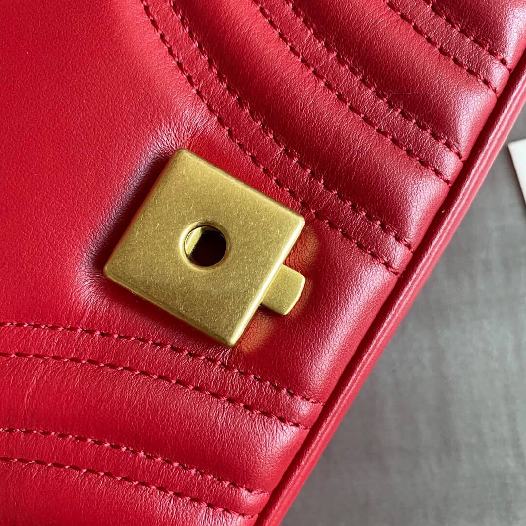 Gvc*1 GG Marmont Matelasse Shoulder Bag Replica Red 443497