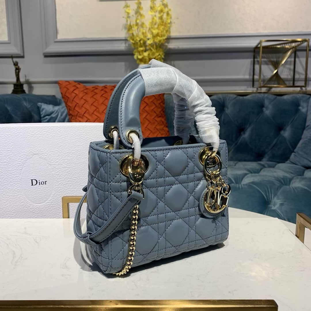 Chr1st1an D10r Lady D10r 17CM Replica Bag