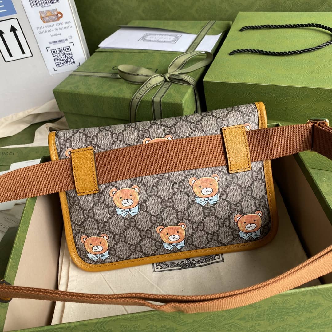 Gvc*1 Doraemon x Gvc*1 Small Belt Bag Replica 647817