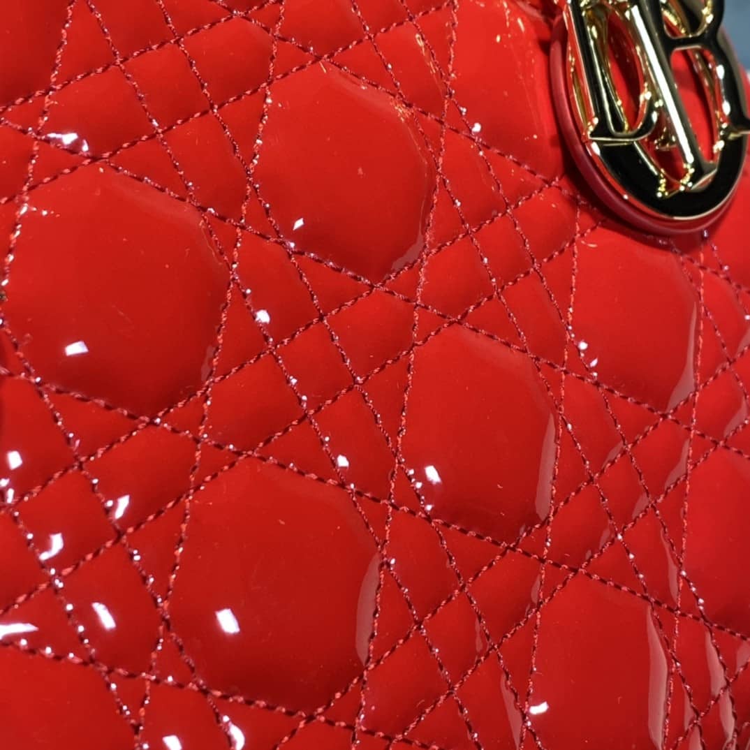 Chr1st1an D10r Lady D10r 24CM Replica Bag