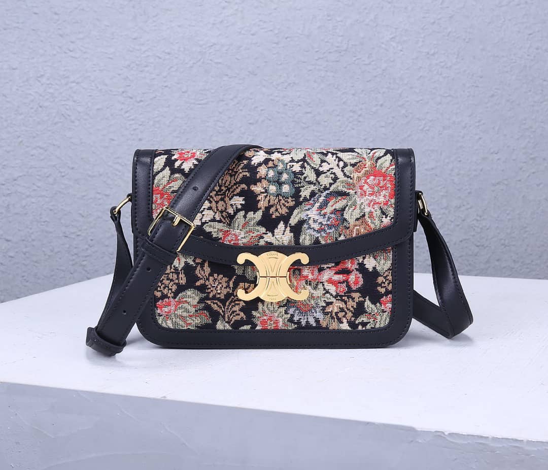 Ce1i*e Triomphe Bag Dupe Teen 22cm