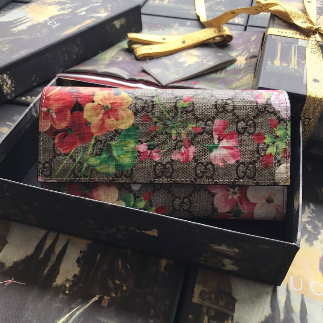 Gvc*1 Bloom Dupes Continental Wallet 404070