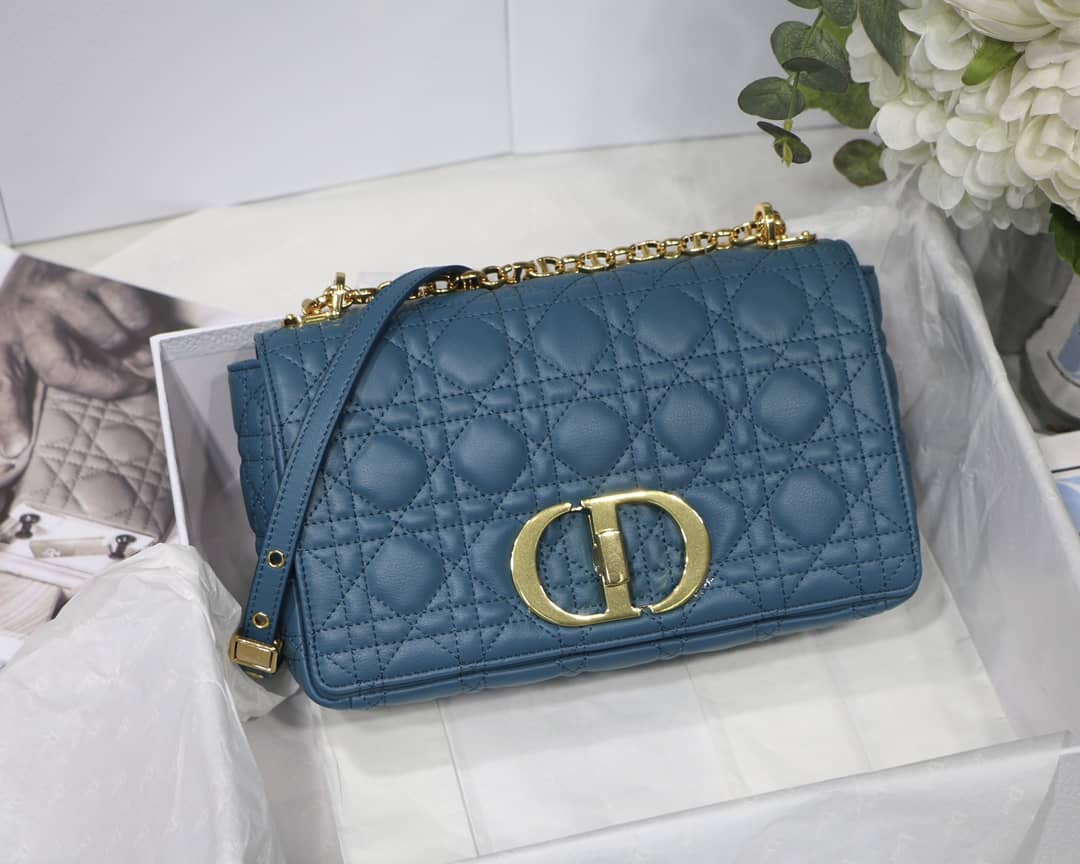 Chr1st1an D10r Caro Replica Bag