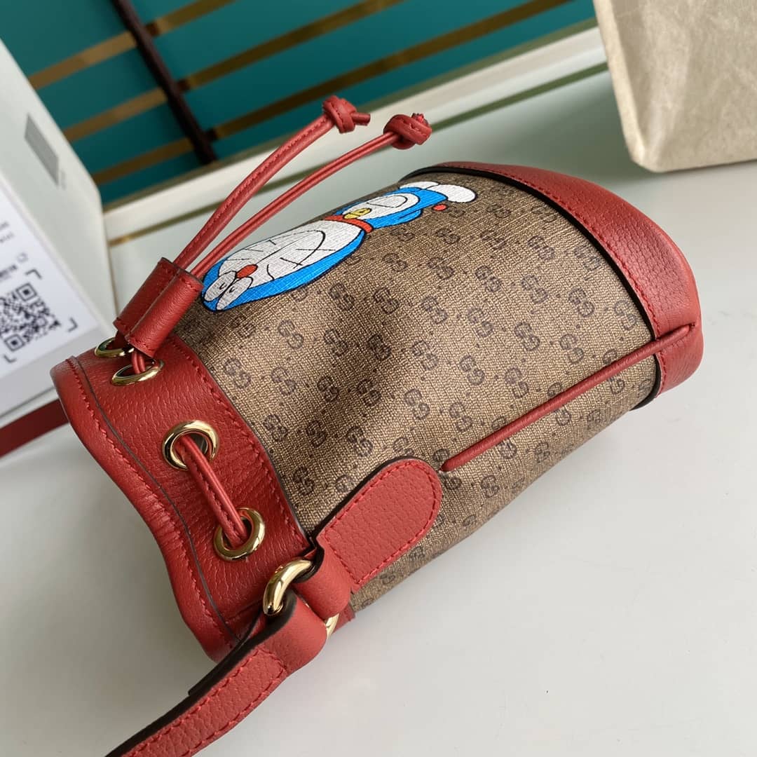 Gvc*1 Doraemon X Gvc*1 Mini Bucket Bag Replica 647801
