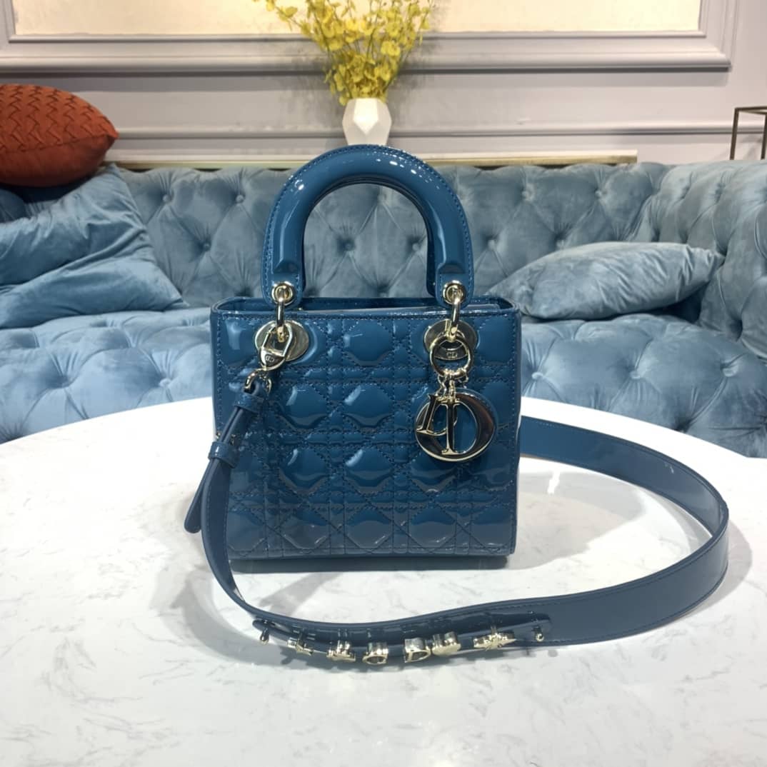 Chr1st1an D10r Lady D10r 20CM Replica Bag