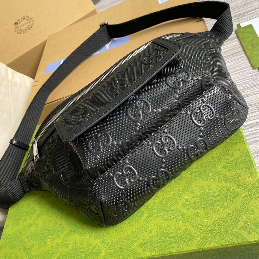 Gvc*1 GG Embossed Belt Bag Replica White 645093