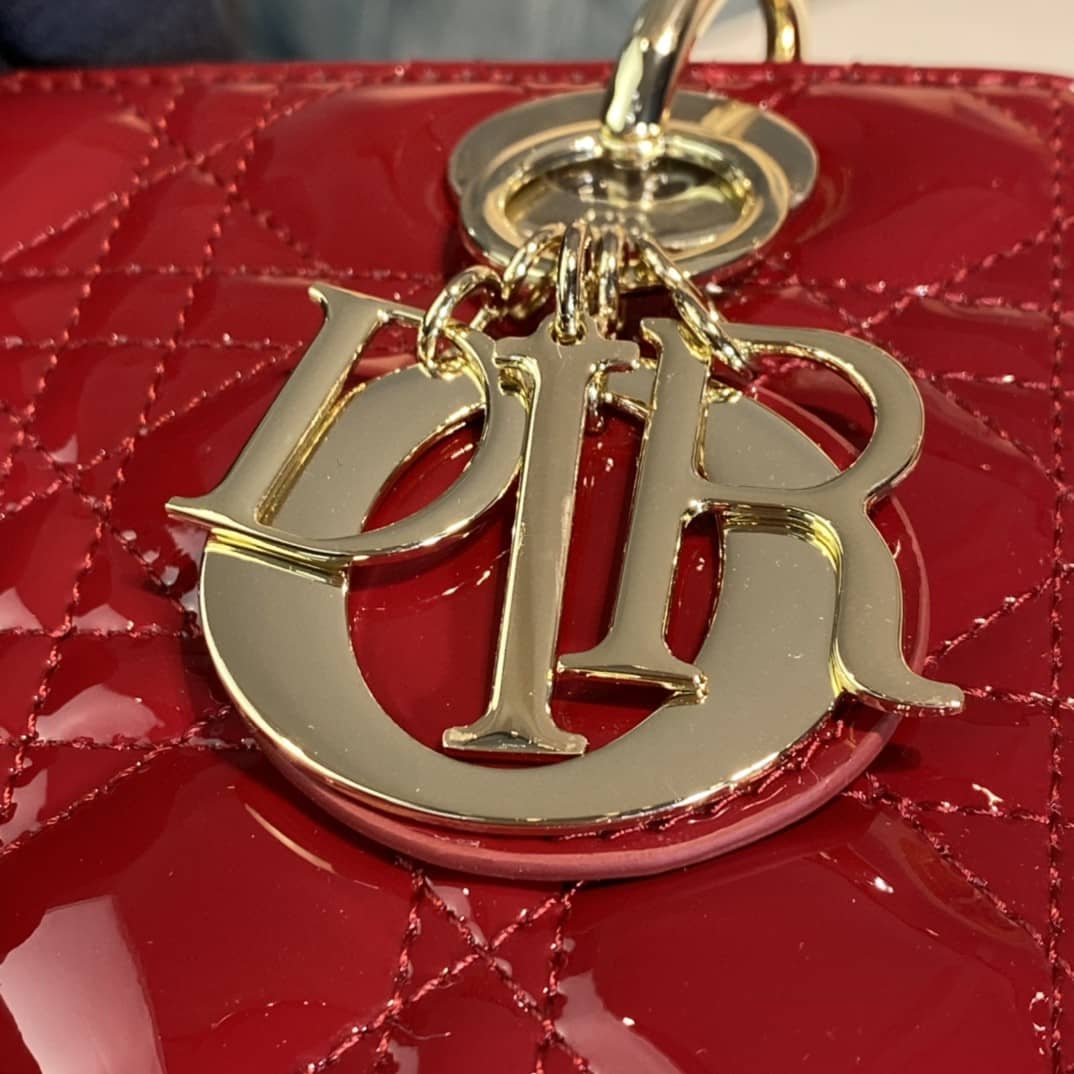 Chr1st1an D10r Lady D10r 24CM Replica Bag