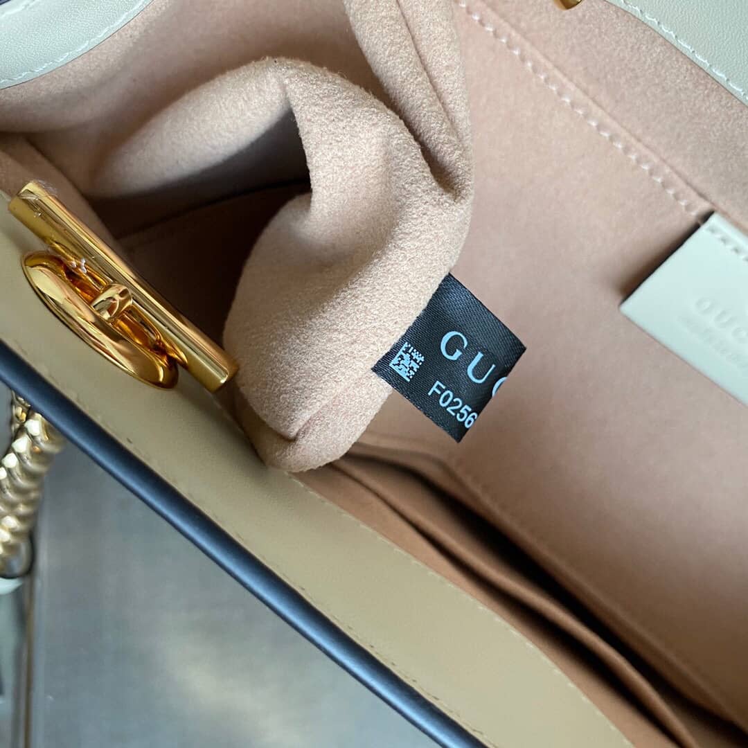 Gvc*1 Padlock Small GG Svp*me Canvas Shoulder Bag Replica White 498156