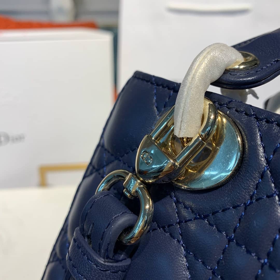 Chr1st1an D10r Lady D10r 20CM Replica Bag