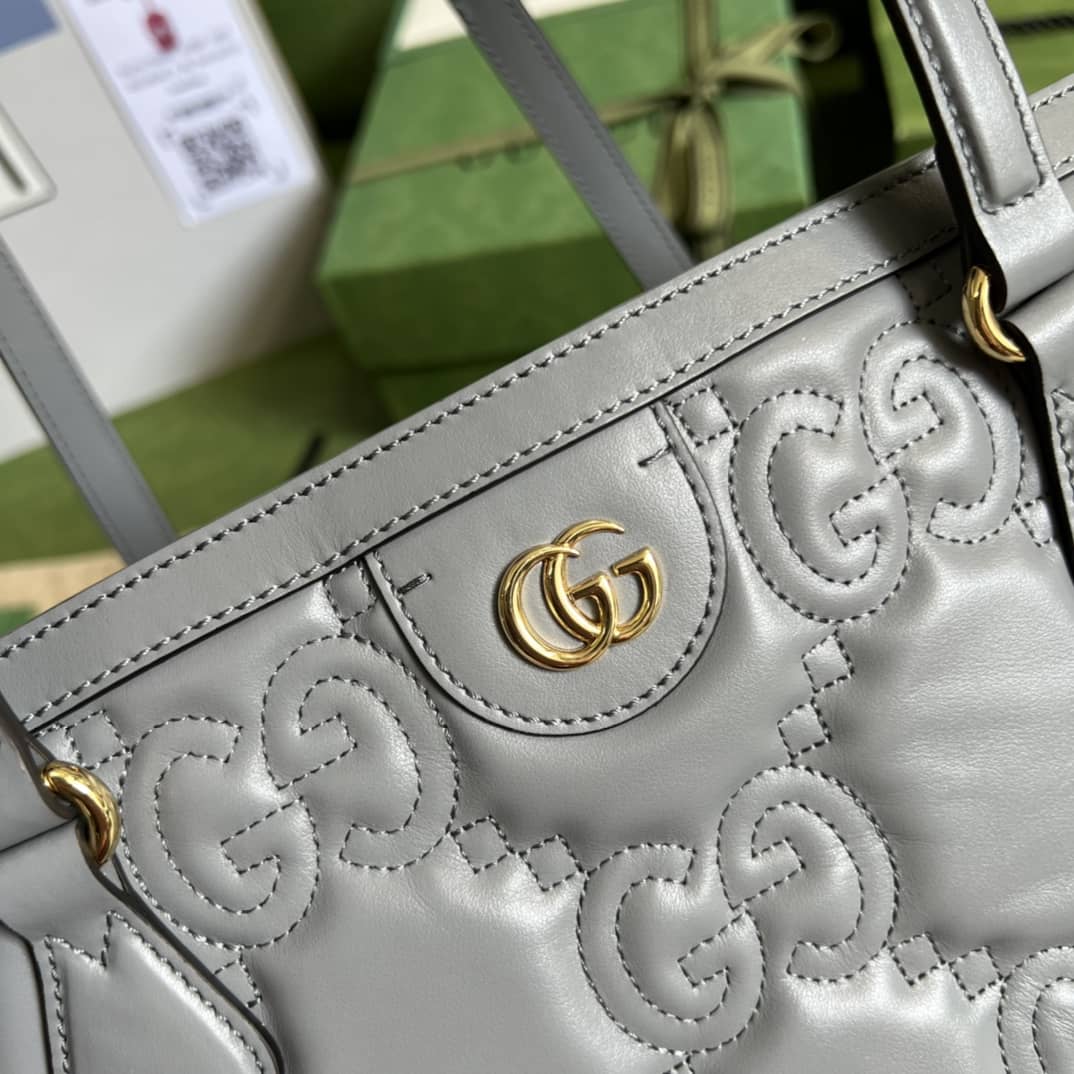 Gvc*1 GG Matelassé Leather Medium Tote Bag 631685 Replica