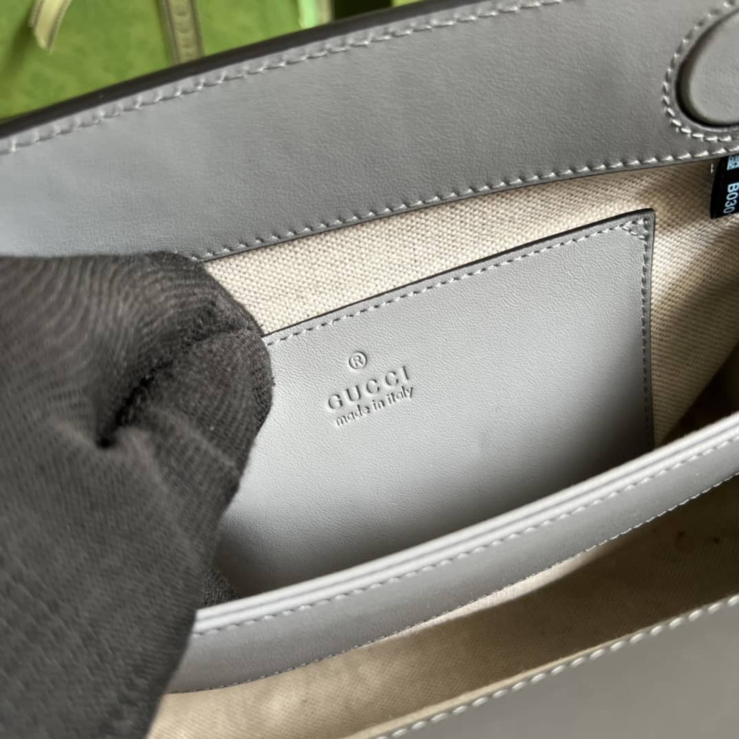 Gvc*1 GG Matelassé Leather 702200 Replica Shoulder Bag