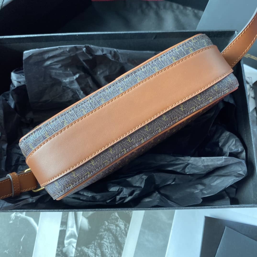 Y51 Replica Camera Bag