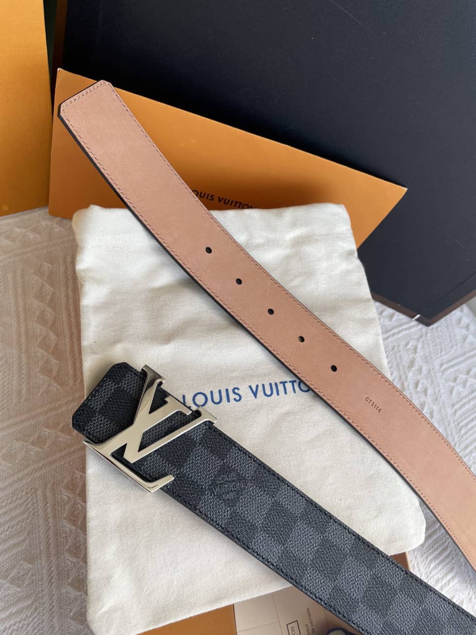 Fashion L0vis Vvtt0n Classic AAA+ Belt 38mm