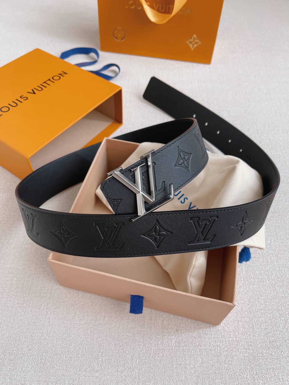 Knockoff L0vis Vvtt0n Logo Belt 40mm