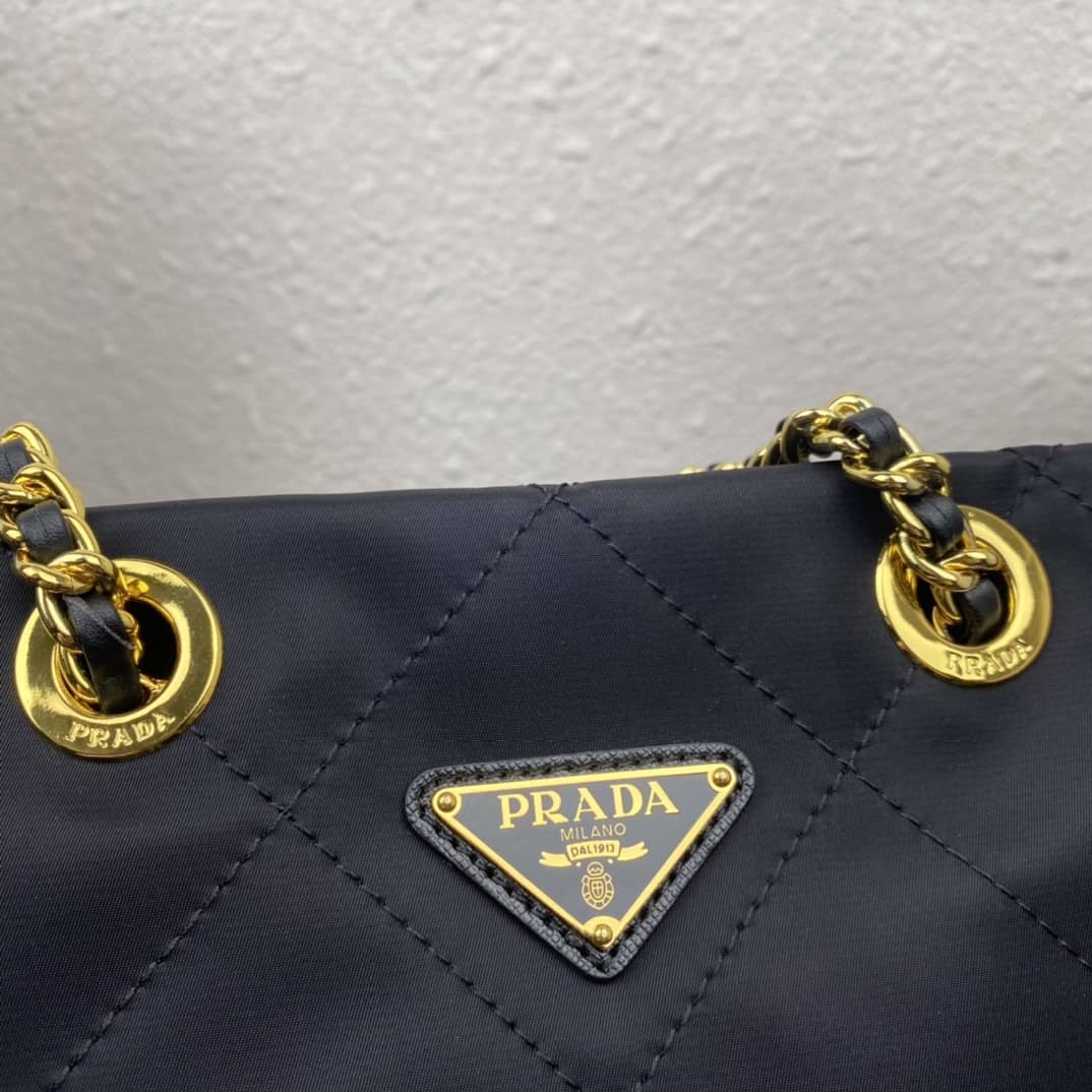 Replica Pra*as Leather Replica Tote