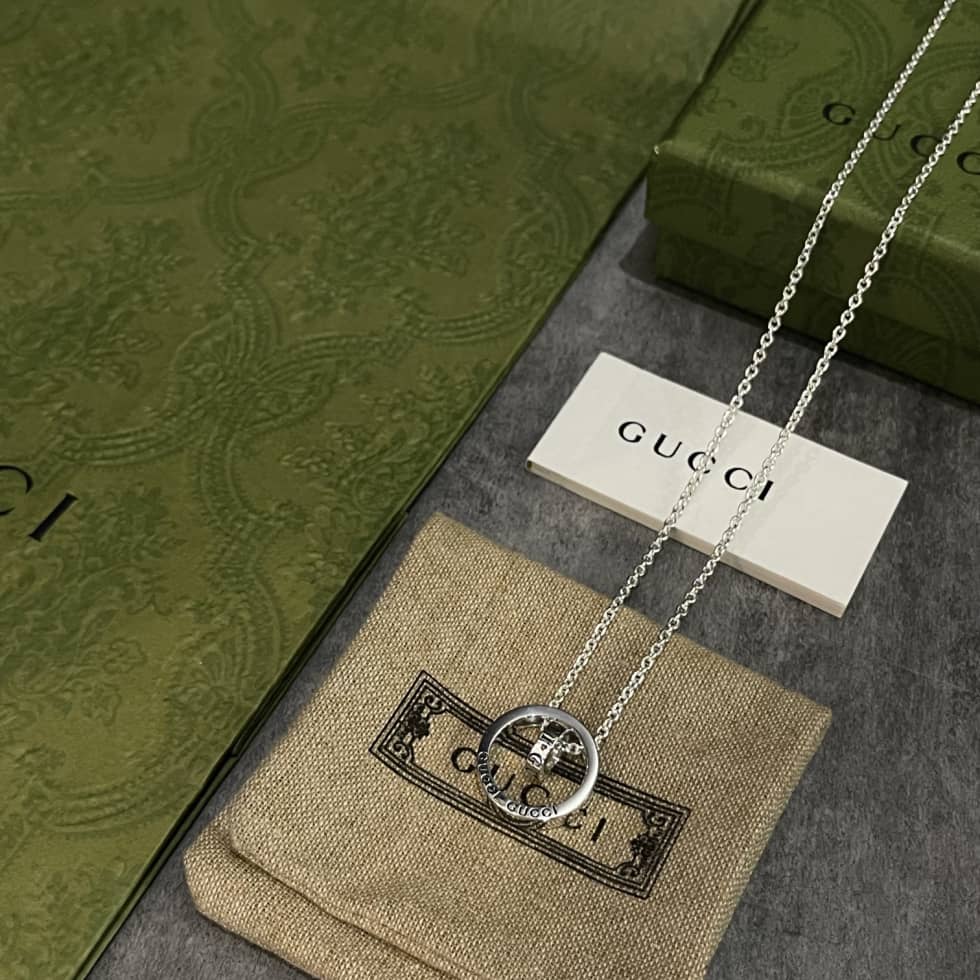 Luxury Gvc*1 Classic AAA+ Necklace
