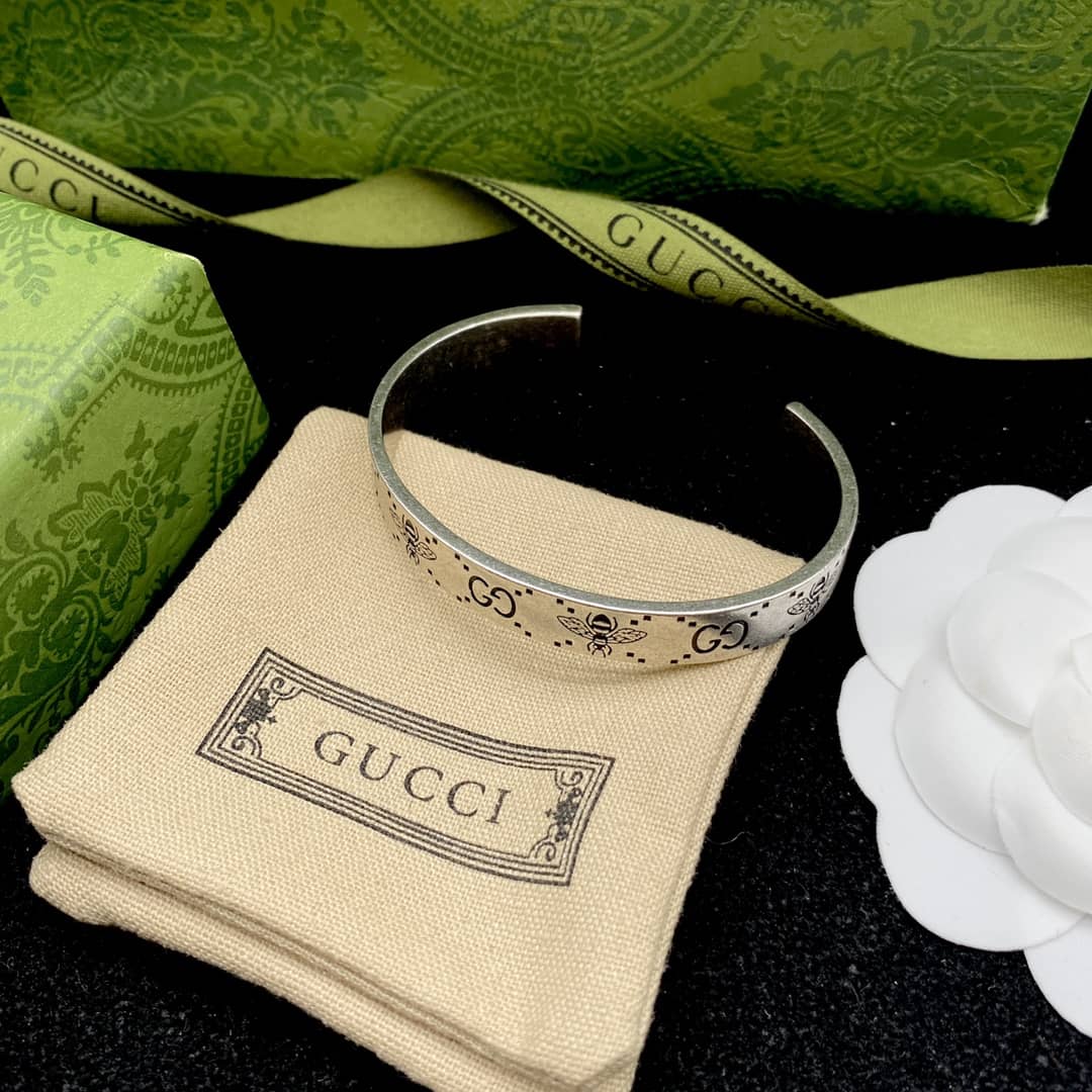 Wholesale Gvc*1 Logo Bracelet