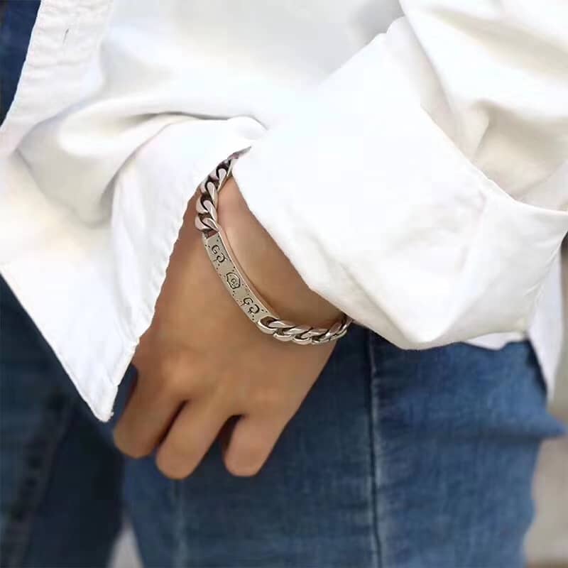 Knockoff Gvc*1 Logo Bracelet