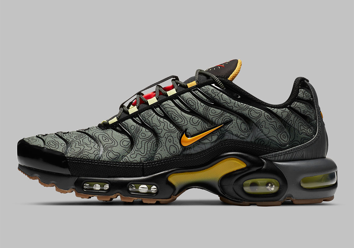 Air Max Plus Fresh Perspective DC7392-300