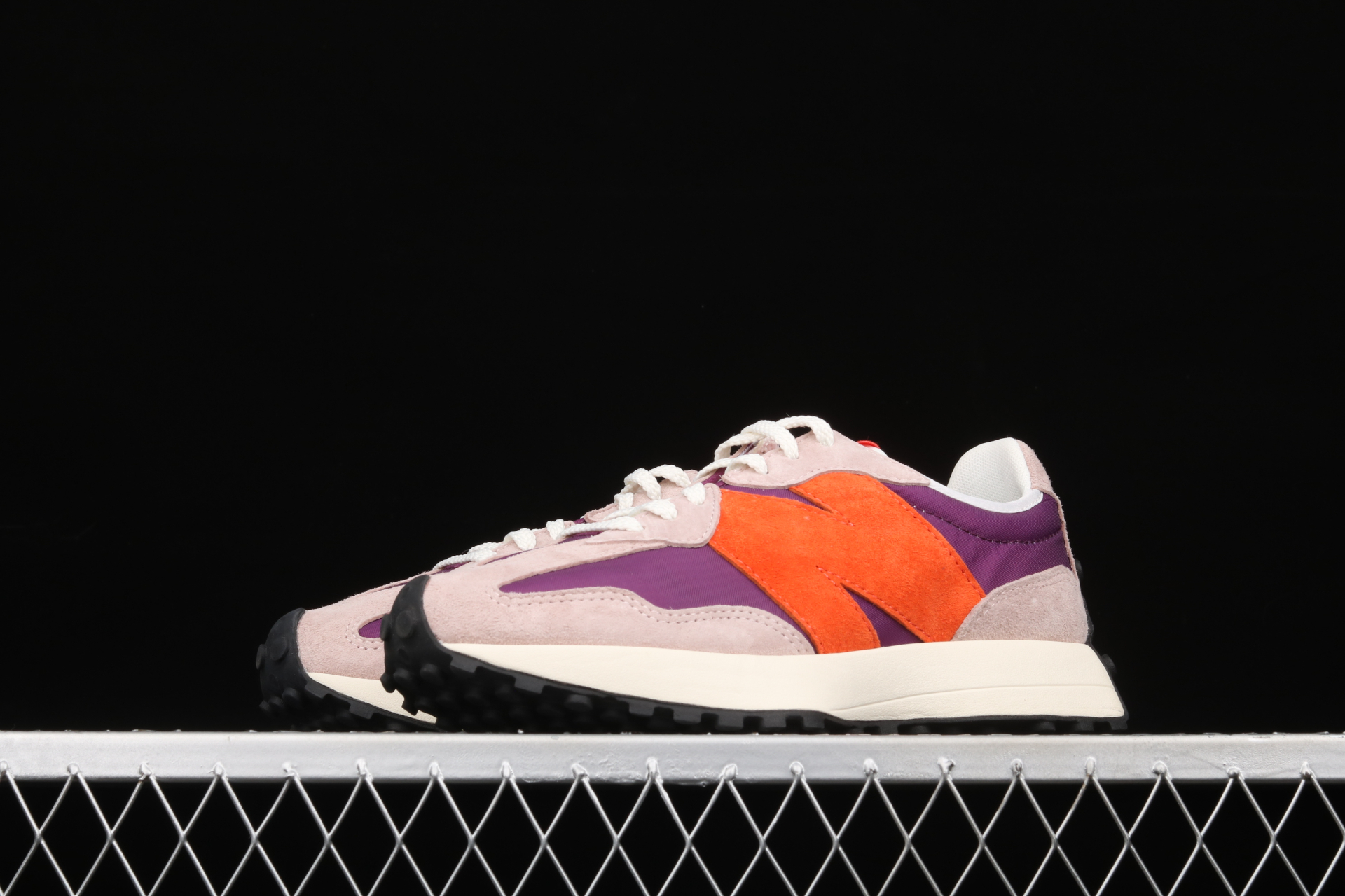 Size? x 327 Purple Orange MS327ZS1