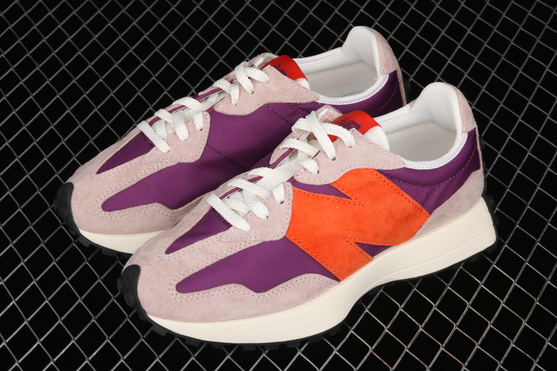 Size? x 327 Purple Orange MS327ZS1