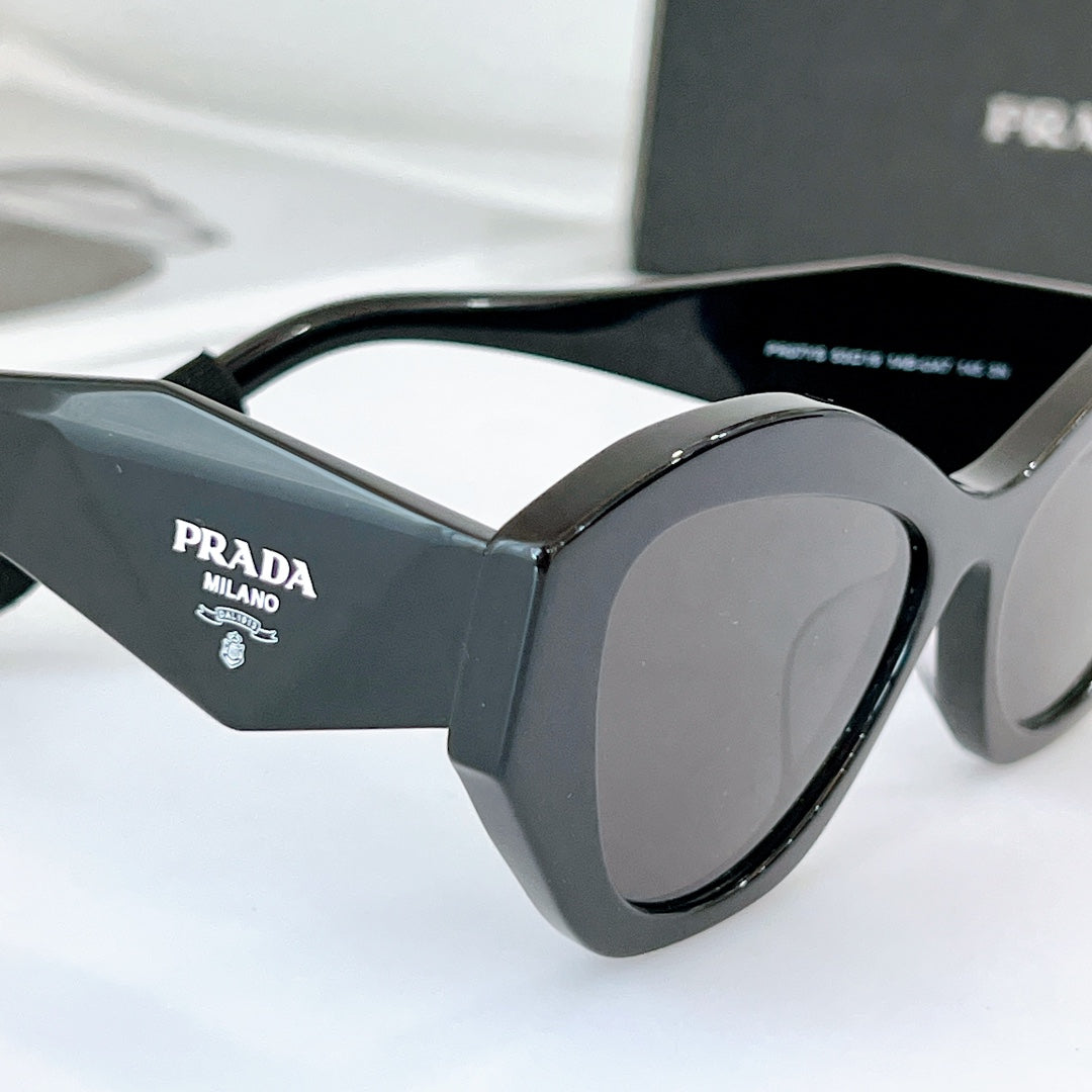 Pra*a sunglasses