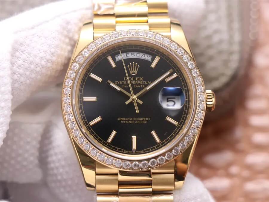 Replica R01ex Day Date 40MM 1:1 Best Edition EW Factory Yellow Gold Black Dial