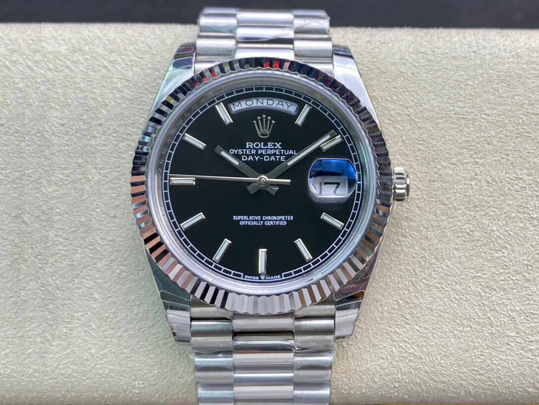 Replica R01ex Day Date M228236-0003 1:1 Best Edition EW Factory Black Dial