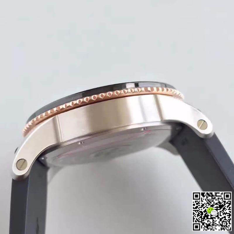 Replica Calibre De Ca*t1er Diver CRW7100055 JF Factory 1:1 Best Edition Swiss ETA9015