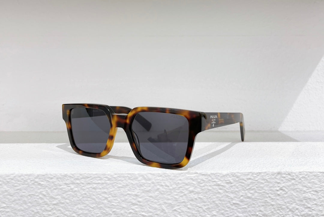 Pra*a Sunglasses