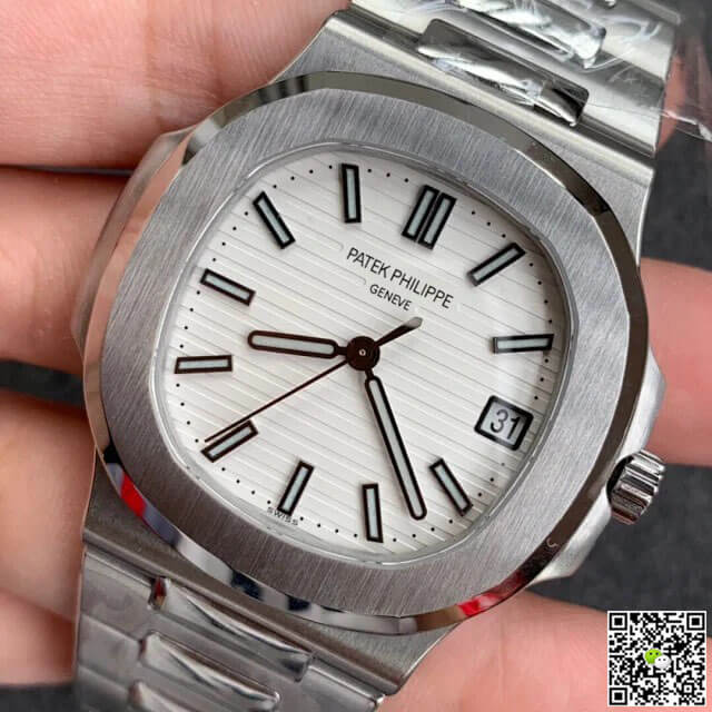Replica Pat*k Phi1i*pe Nautilus 5711/1A-011 1:1 Best Edition GR Factory White Dial