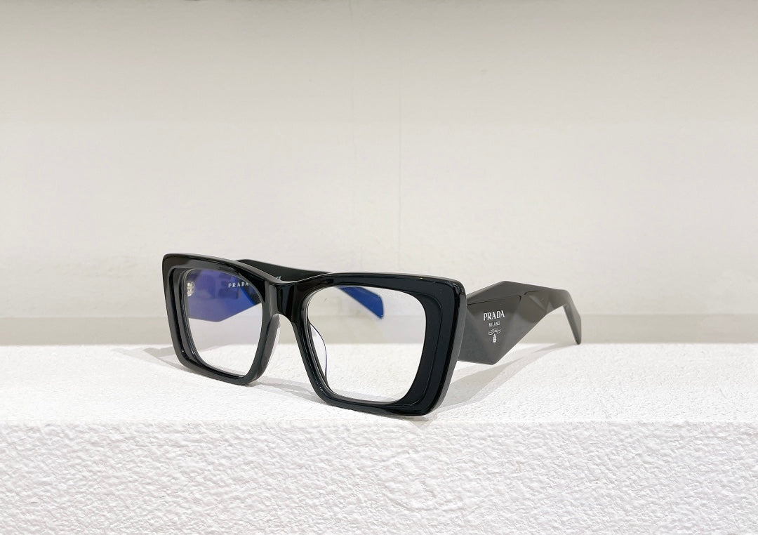 Pra*a Sunglasses