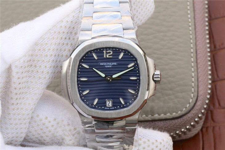Replica Pat*k Phi1i*pe Nautilus 7118/1A-001 1:1 Best Edition PF Factory Blue Dial