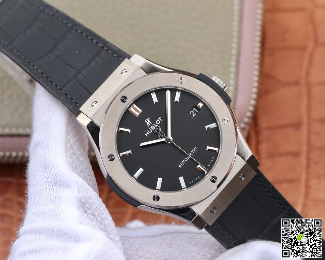 Replica Hublot Classic Fusion 511.NX.1171.LR 1:1 Best Edition WWF Factory Black Dial