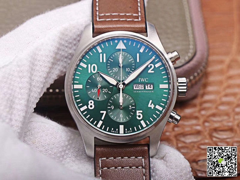 Replica IWC Pilot Chronograph IW377726 1:1 Best Edition ZF Factory Green Dial Swiss ETA7750