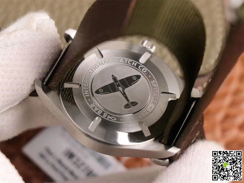Replica IWC Pilot Spitfire IW326801 1:1 Best Edition MKS Factory Black Dial Swiss ETA9015
