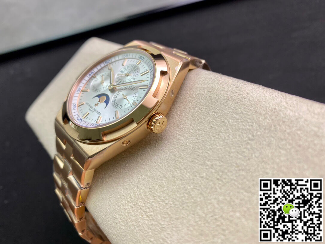 Replica Vacheron C0nstan1n Overseas 4300V/120R-B064 1:1 Best Edition 8F Factory Silvery White Dial