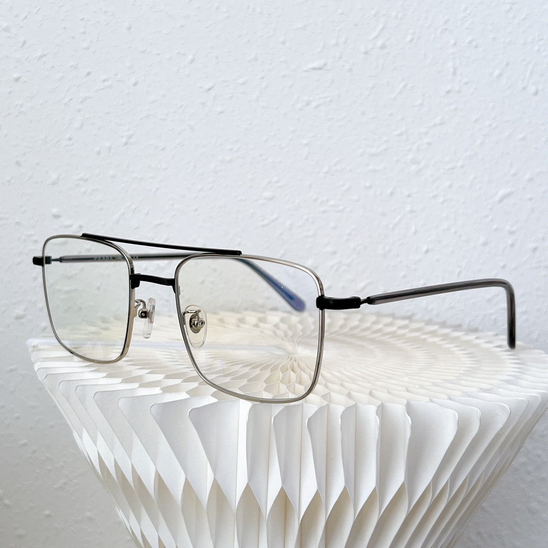 Pra*a Glasses