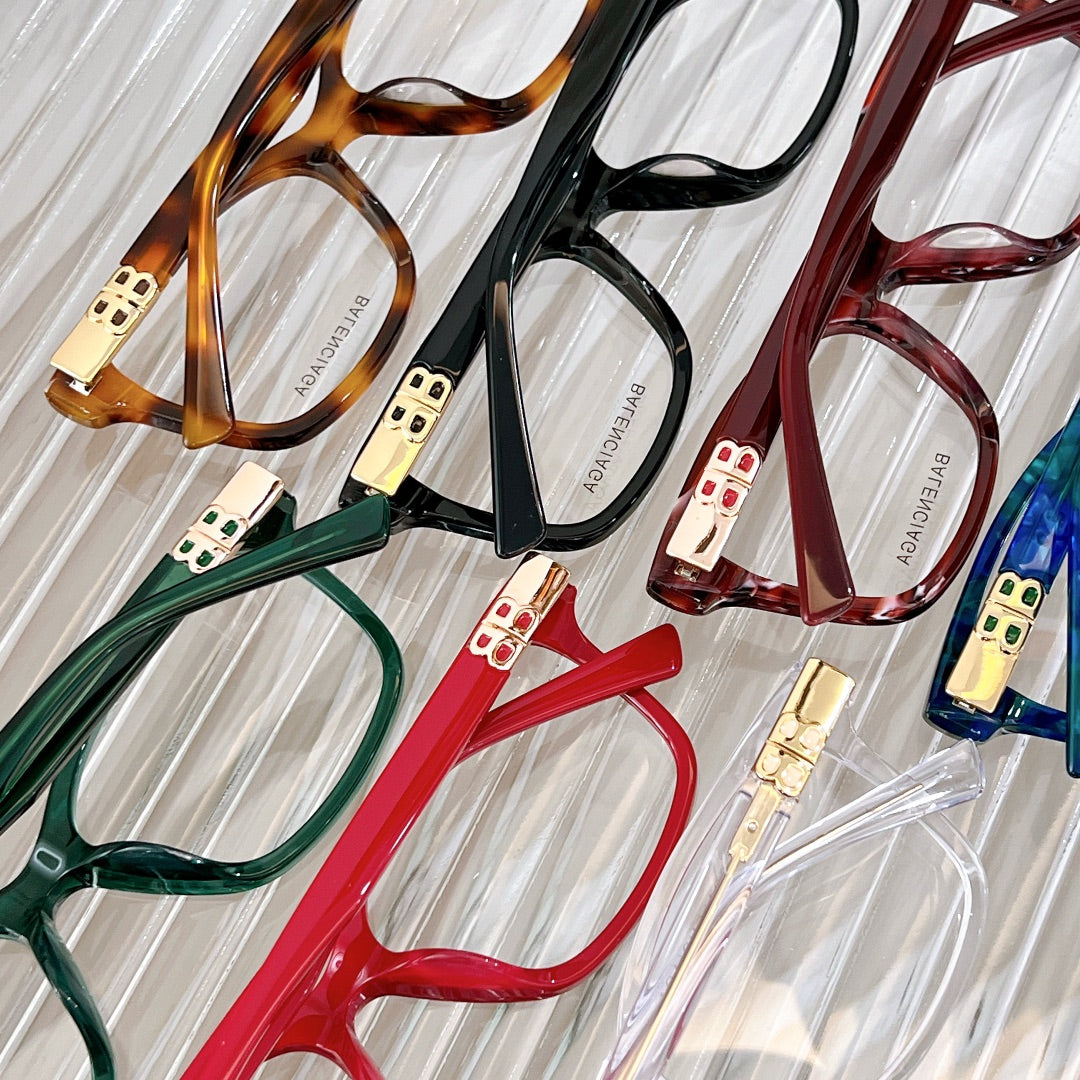 Ba1en*iaga Glasses