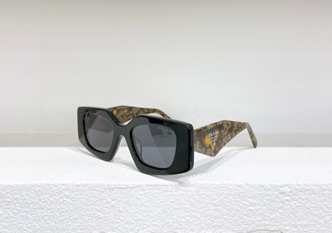 Pra*a Sunglasses