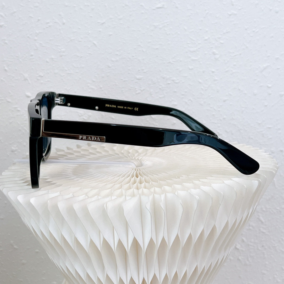 Pra*a Sunglasses