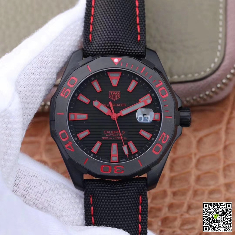 Replica Tag Heuer Aquaracer WAY208C.RHZ4937 1:1 Best Edition V6 Factory Black Dial Swiss ETA2824-2