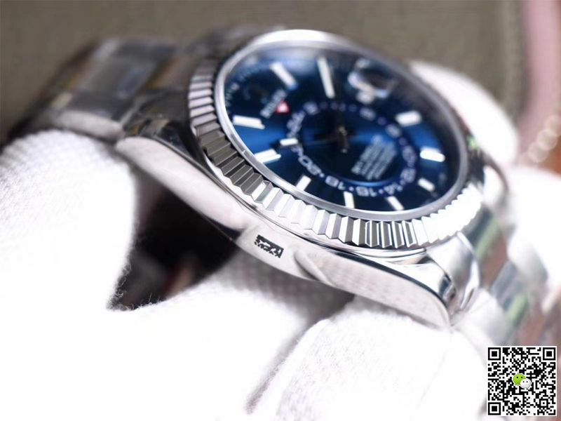 Replica R01ex Sky Dweller M326934-0003 1:1 Best Edition Noob Factory Blue Dial Swiss ETA9001
