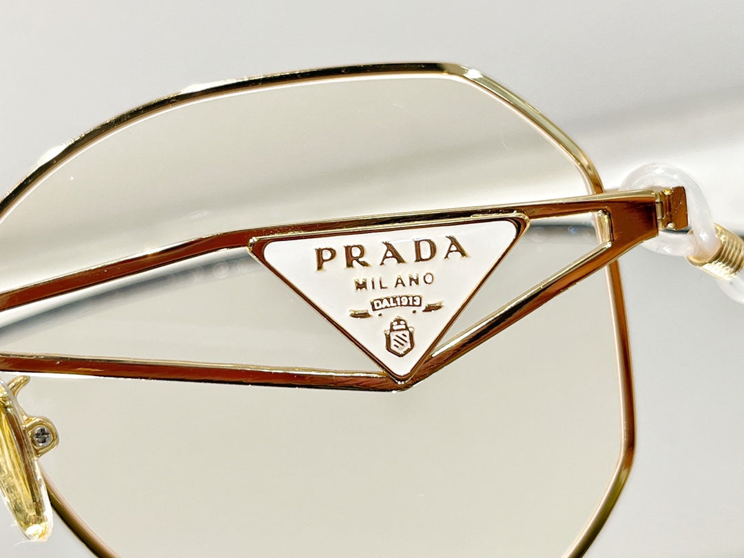 Pra*a Sunglasses